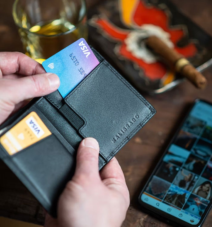 People Share 30 Small Subtle Things About Wealthy People That Scream They Are Insanely Rich