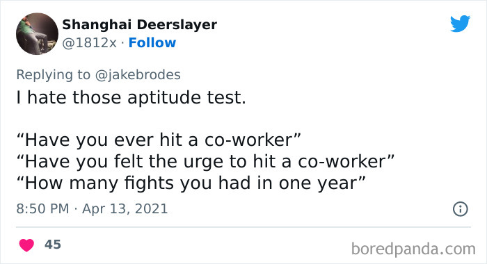 People-Sharing-Experience-With-Job-Requirements