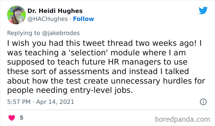 People-Sharing-Experience-With-Job-Requirements