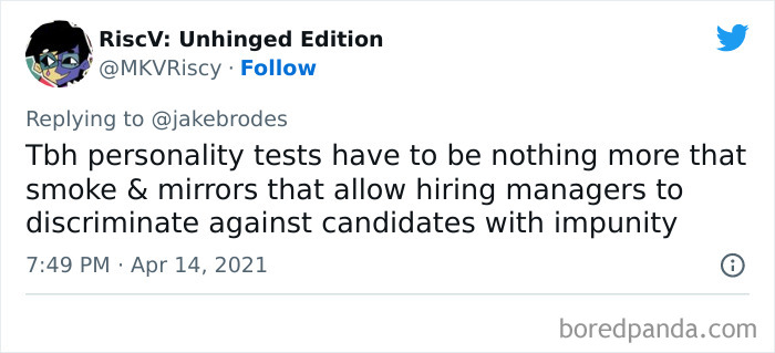 People-Sharing-Experience-With-Job-Requirements