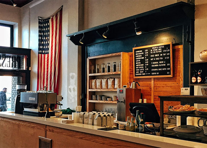 50 Customer Service Workers Share Memorable Interactions That Continue To Haunt Them To This Day