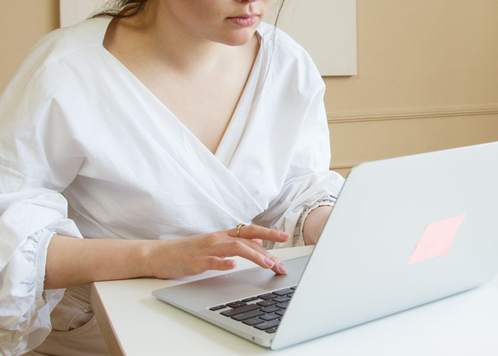 Woman Finds Her Company's Ad For Her Position, But Offering $32k-$90k More, Applies For It And Causes Havoc In The Workplace