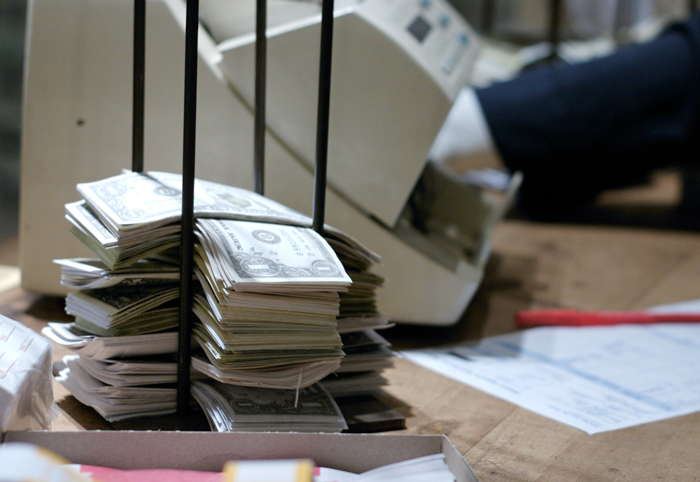 Woman Gets The Last Laugh By Not Leaving Money For Her Money-Hungry Estranged Daughter, Leaving Her A Message In Her Will: &ldquo;You Still Owe Me 14 Dollars&rdquo;