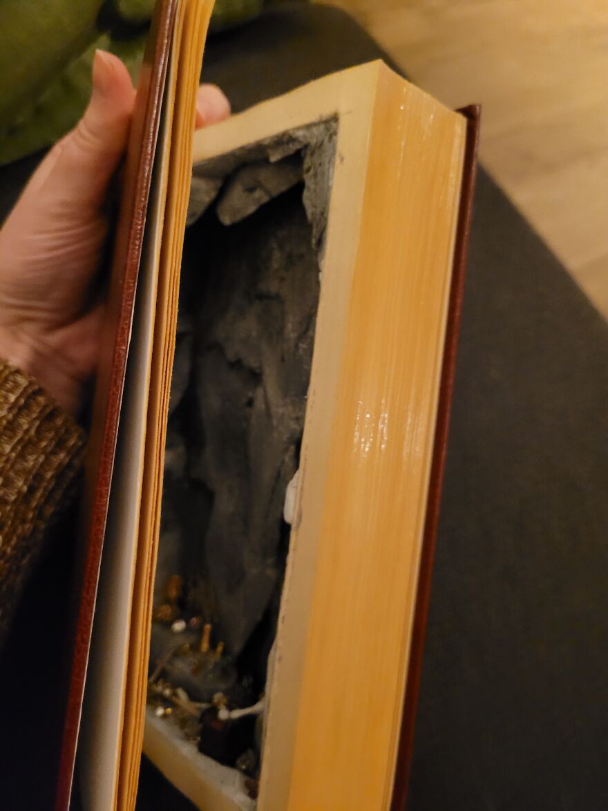 Pirate Treasure Cave Pirate Treasure Cave