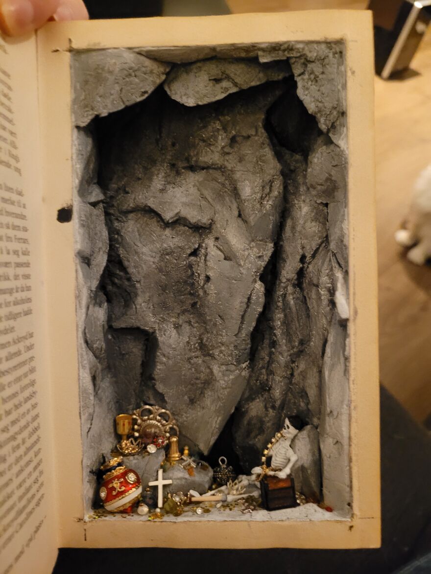 Pirate Treasure Cave Pirate Treasure Cave