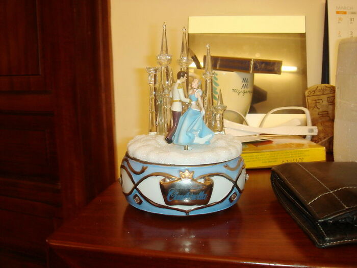 25 Of The Most Controversial Mysteries And Tales From Disney Park Staff And Visitors