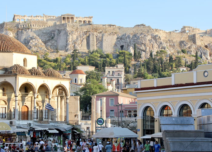 30 Common Mistakes That Tourists Make While Visiting Europe