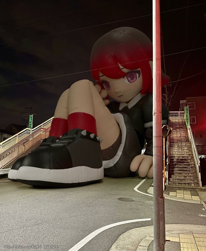 This Artist Digitally Places Giant Inflatable Women Around The City And It Looks Very Real (21 Pics)