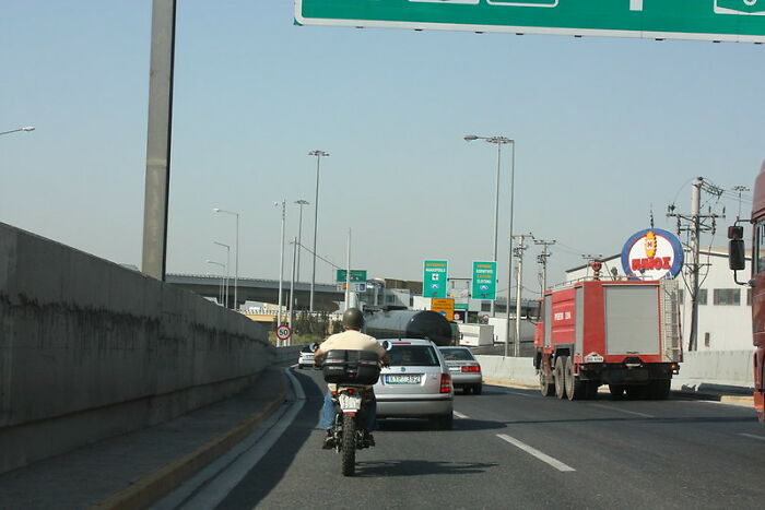 39 Folks Online List Driving Rules That Aren’t Written Down On Paper, Yet Everyone Still Should Know