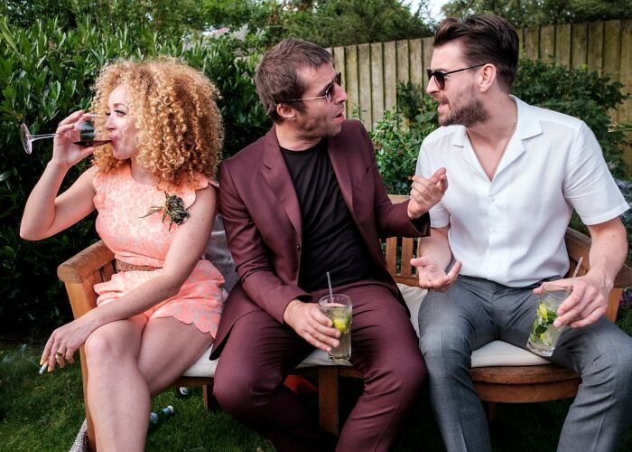 ‘Not A Wedding Photographer’ Captures The Chaos Of People’s Special Day (93 New Pics)