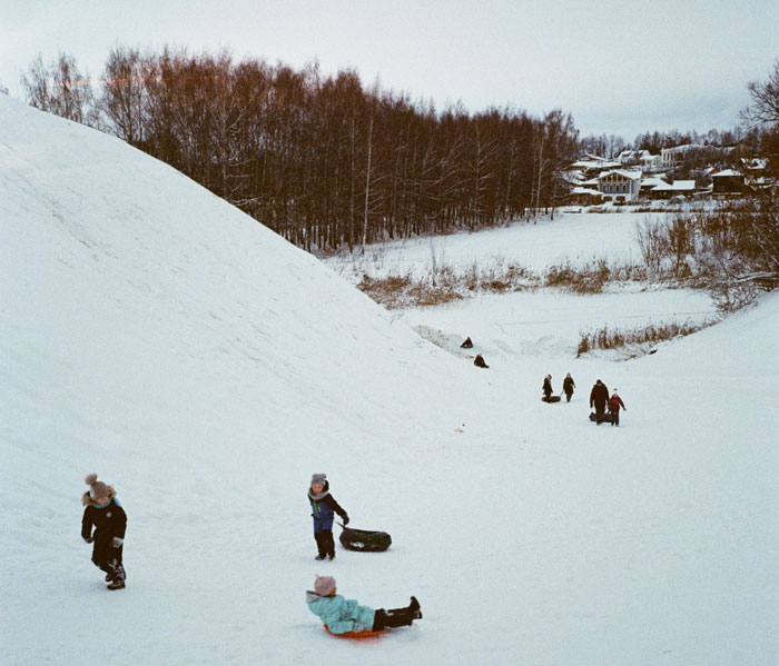 &ldquo;Sure! Call The Land Owner!&rdquo;: &lsquo;Karen&rsquo; Wants To Get Rid Of 13 Y.O. From Snowboarding Slope, Appeals To The Owners And Gets Banned Herself