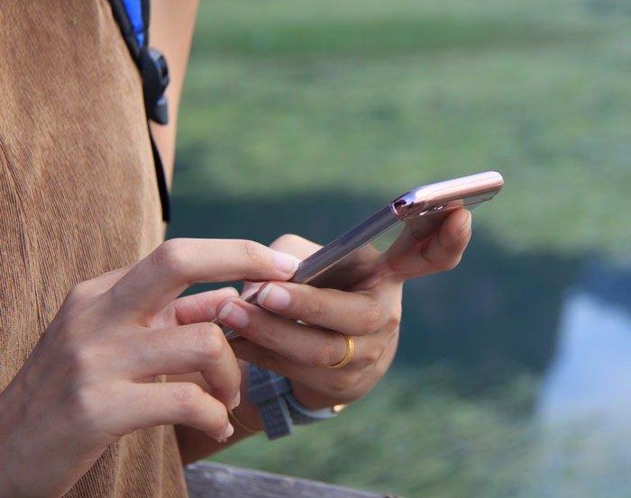 "My Life Fell Apart Due To One Screenshot": Person&rsquo;s Story About How One Group Message Cost Them Their Best Friend And Job