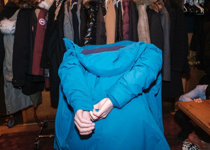 ‘Not A Wedding Photographer’ Captures The Chaos Of People’s Special Day (93 New Pics)