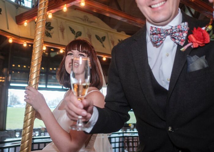 ‘Not A Wedding Photographer’ Captures The Chaos Of People’s Special Day (93 New Pics)
