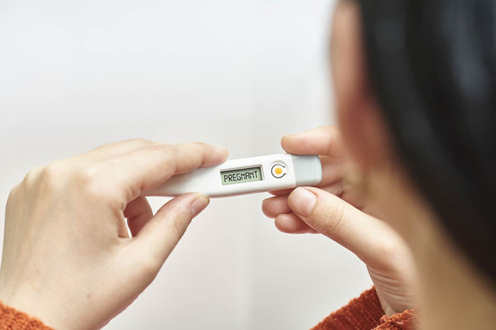 'Bridezilla' Livid Over Sister Announcing Pregnancy At Her Wedding Ceremony, Doesn't Want To See The Newborn 'Bridezilla' Livid Over Sister Announcing Pregnancy At Her Wedding Ceremony, Doesn't Want To See The Newborn