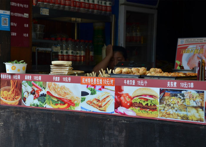 30 Common Mistakes That Tourists Make While Visiting Europe