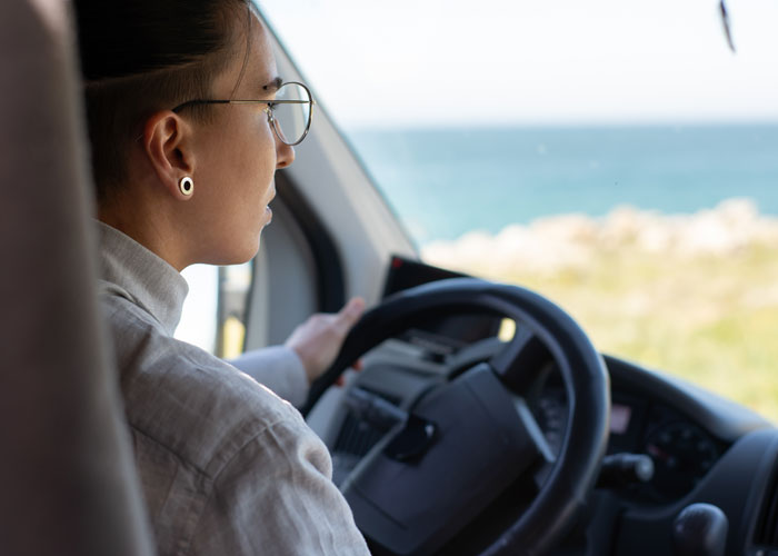 "I'm Dating An Idiot": 40 Funny Moments When People Realized The Person They're Dating Isn't Very Sharp