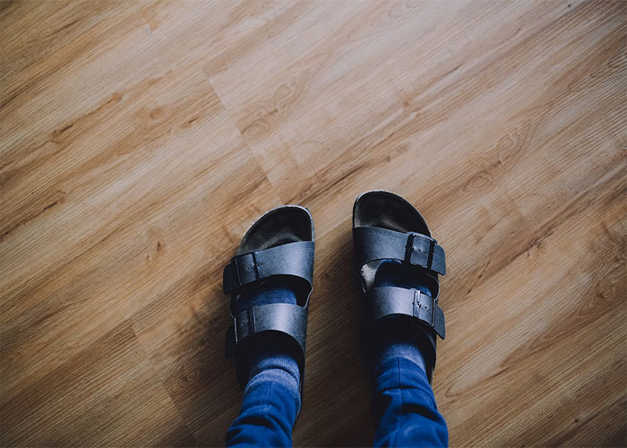 30 People Who Grew Up With Strict Parents Share The Most Absurd Rule They Had To Live By