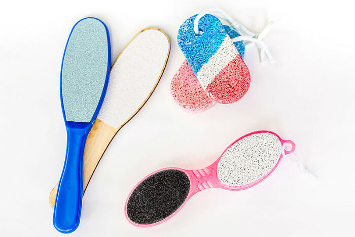 Someone Asks "Boys, What Is Something You Didn't Know About Girls Until You Got With One?" And 30 Folks Online Deliver