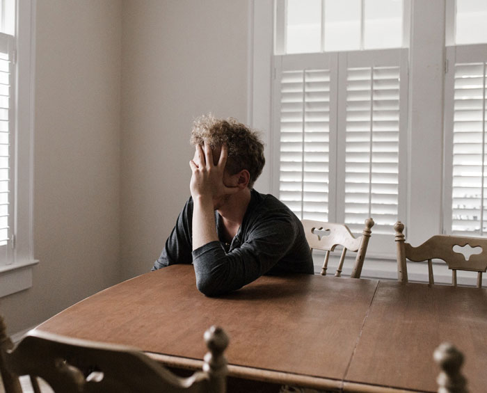 "My Life Fell Apart Due To One Screenshot": Person&rsquo;s Story About How One Group Message Cost Them Their Best Friend And Job