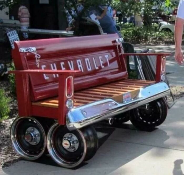 Looks Great But Would Definitely Be Not Real Comfy