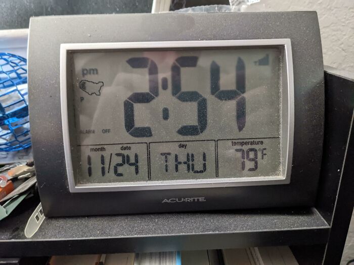 Alarm Clock Lasted Over Two Decades And Somehow Knows When Daylight Savings Is Still
