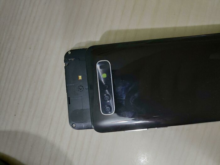 This Phone Has A Case With Two Fake Cameras