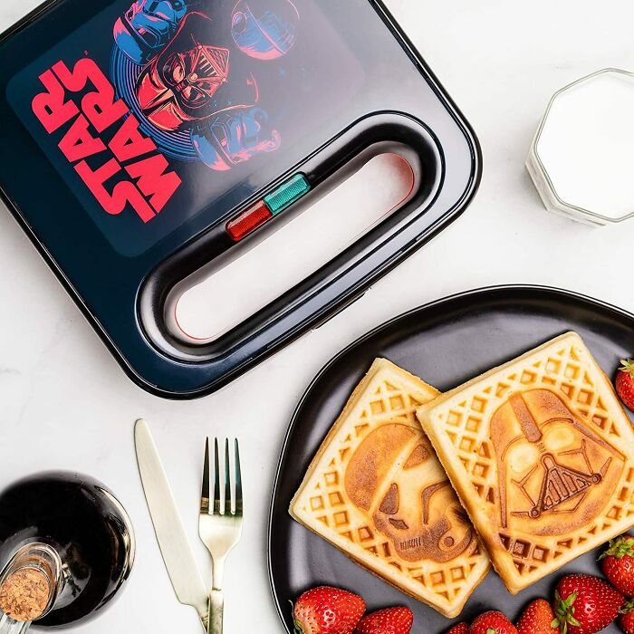 Stormtrooper Waffle Maker