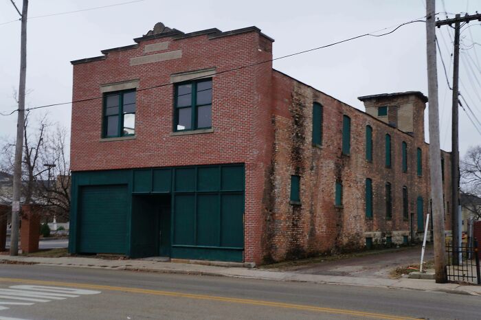 American Ice Cream Bakery Company Building, Joliet, Illinois