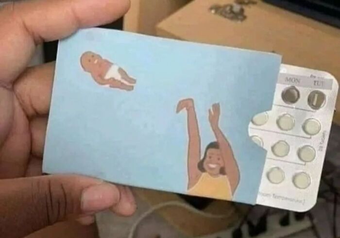 Absolutely Chaotic Memes From The “Absurd Posting” Page That May Leave You Questioning Things (50 Posts)