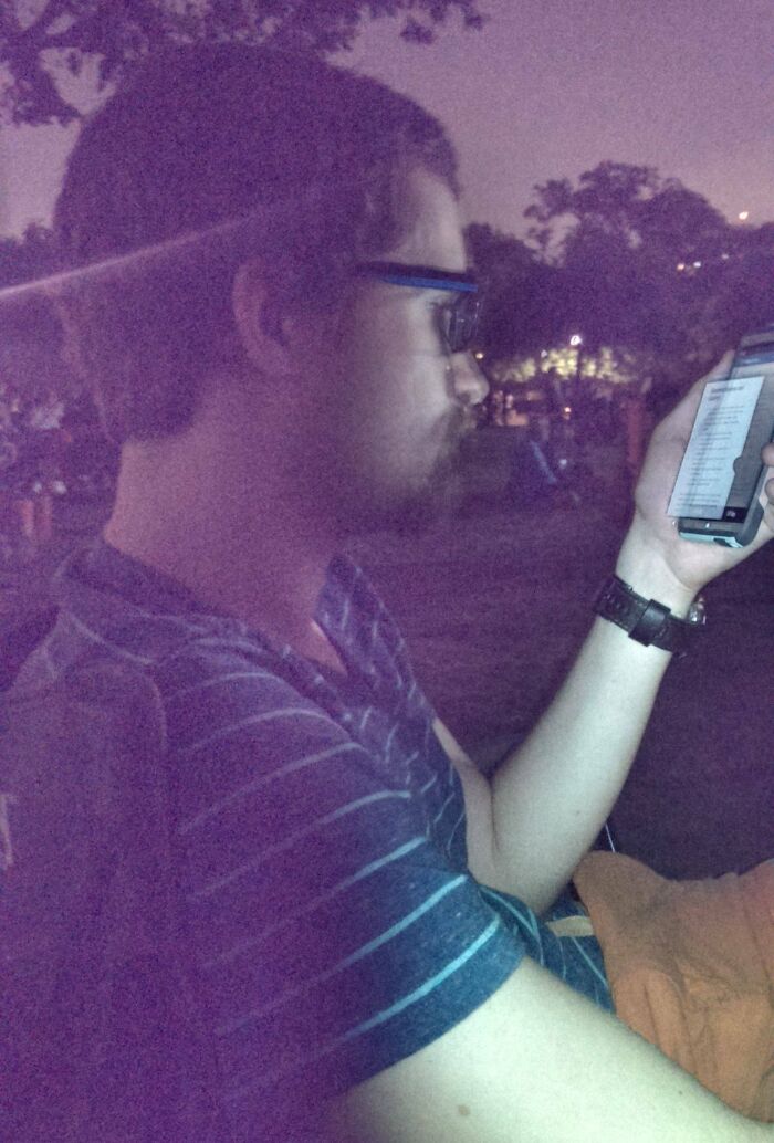 The HDR Setting On My Camera Made My Boyfriend's Phone Do Strange Things