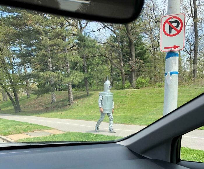 Bender Looking For A Covid Scam