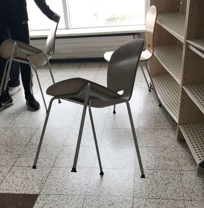This Chair I Balanced Looks Like A Poorly Photoshopped Chair Image Or A Bad Render