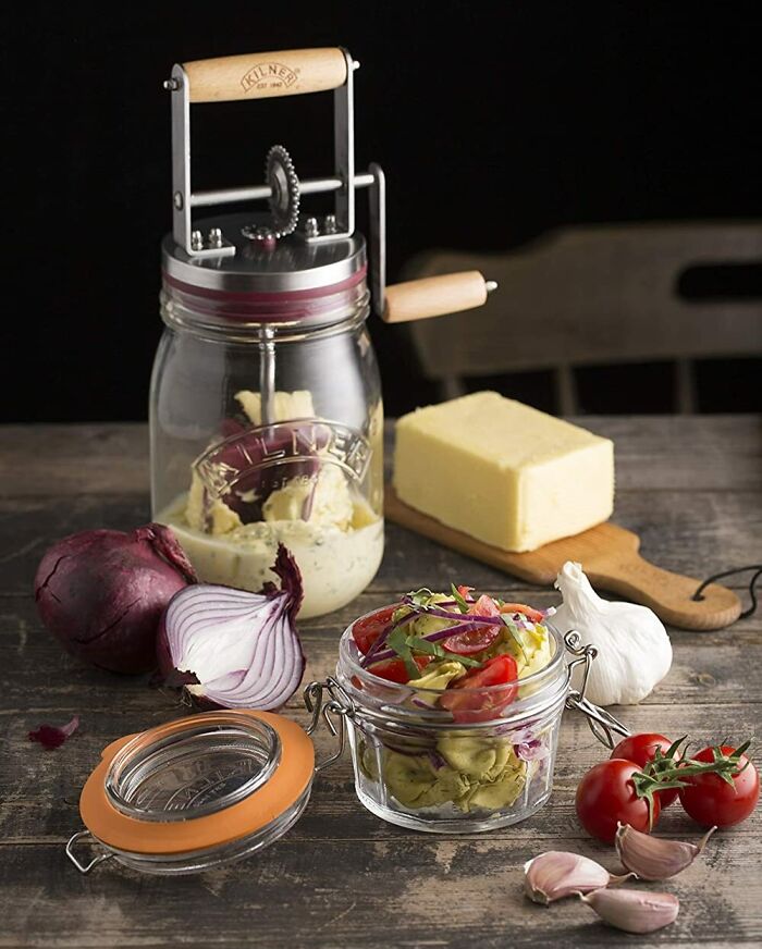 butter churner with butter in it 