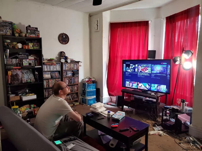 I Know The Real Estate Agent Is Here, But I Gotta Find Out About $239 Taco Bell Doritos Locos Tacos Taste Test