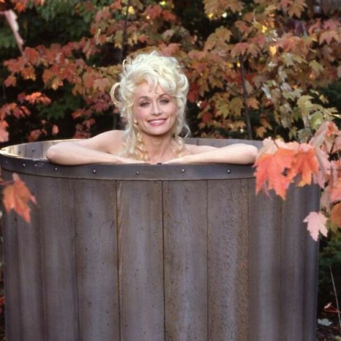Dolly Parton Photoshoot At Dollywood Back In 1987