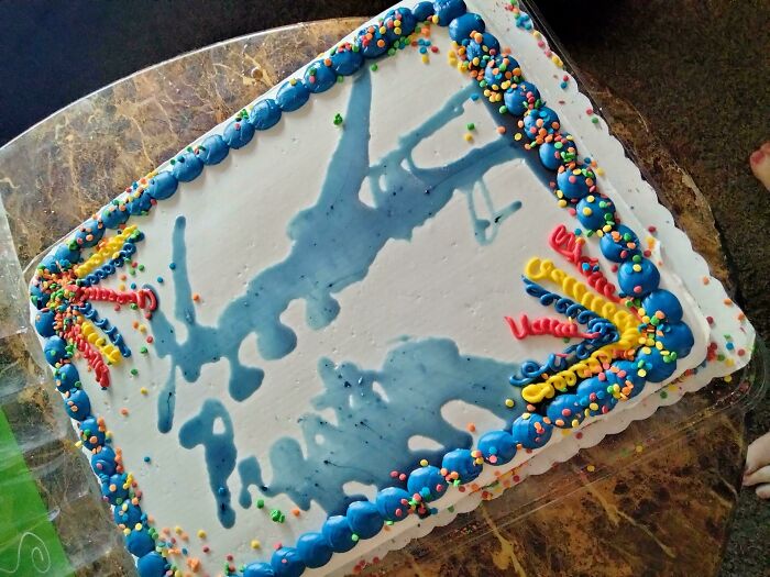 "Happy Birthday Preston" Failure, We Tried To Use Dyed Honey To Write The Words... He Loved It Anyways!