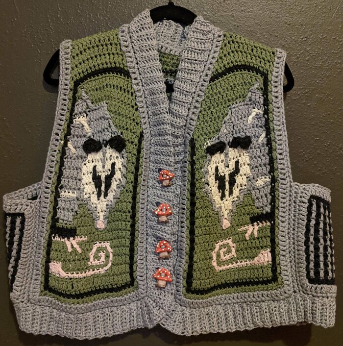 I Proudly Present: Mosaic Opossum Vest!
