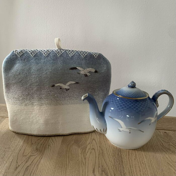 I Made This Tea Cap For My Brother. He Collects The Danish China “Mågestellet” And He Absolutely Loved This Surprise 🎉