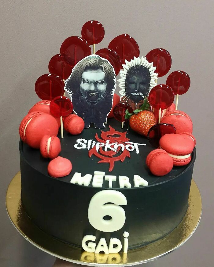 6 Year Old Girl Asked For A Very Specific Birthday Cake