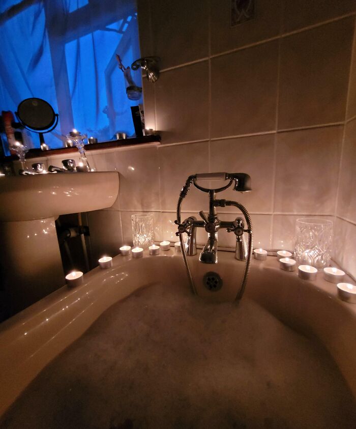 I'm 7 Months Into A Complicated Pregnancy And Mentioned To My Husband That I Was Thinking Of Having A Bath. I Came Home To This