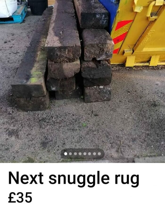 People-Selling-Goods-Online-Uninspiring-Adverts