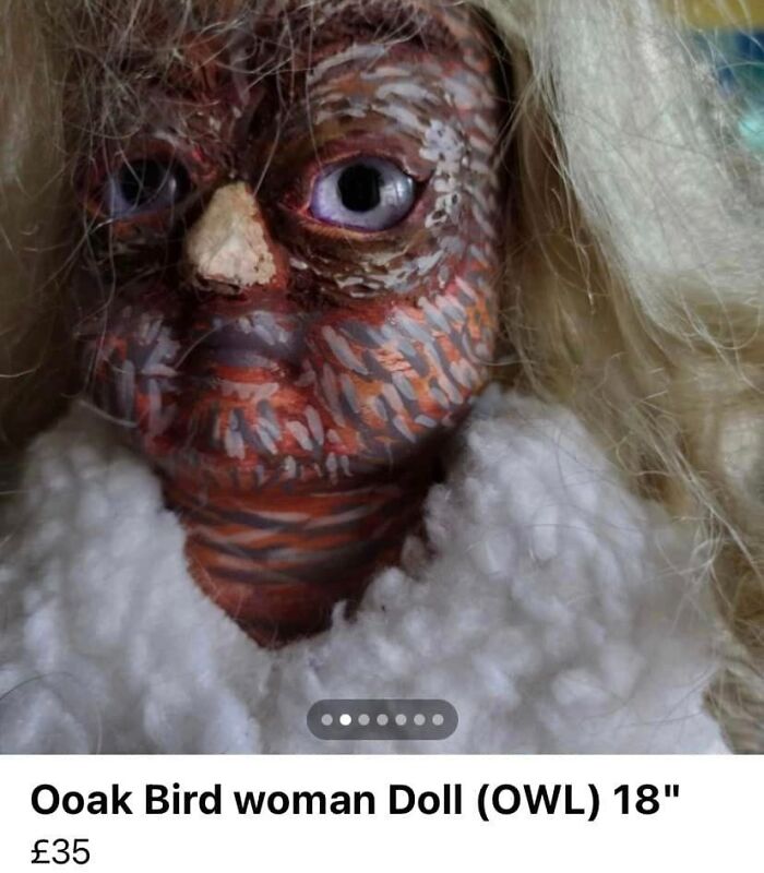 People-Selling-Goods-Online-Uninspiring-Adverts