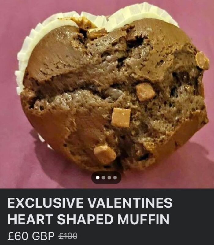 People-Selling-Goods-Online-Uninspiring-Adverts