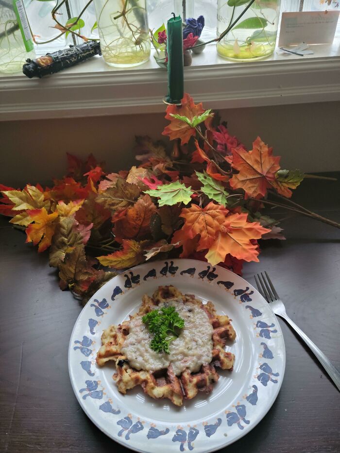 You Can Make Waffles Out Of Your Leftover Thanksgiving Stuffing And Mashed Potatoes