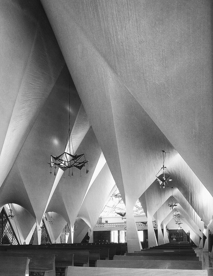 Félix Candela - Capilla De La Medalla De La Virgen Milagrosa, Mexico City, 1953