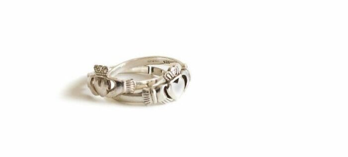 2 Claddagh Rings