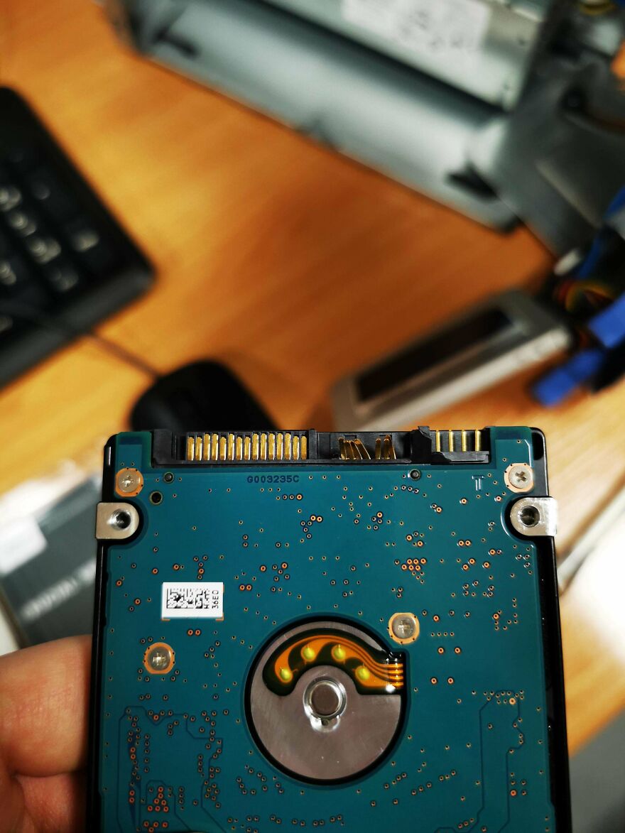 What Happens When You Let An It-Assistant Replace The Hdd What Happens When You Let An It-Assistant Replace The Hdd