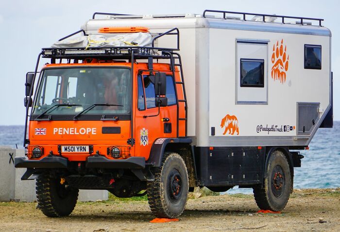 700kg Of Beach Trash Collected, And Counting (12 Pics)