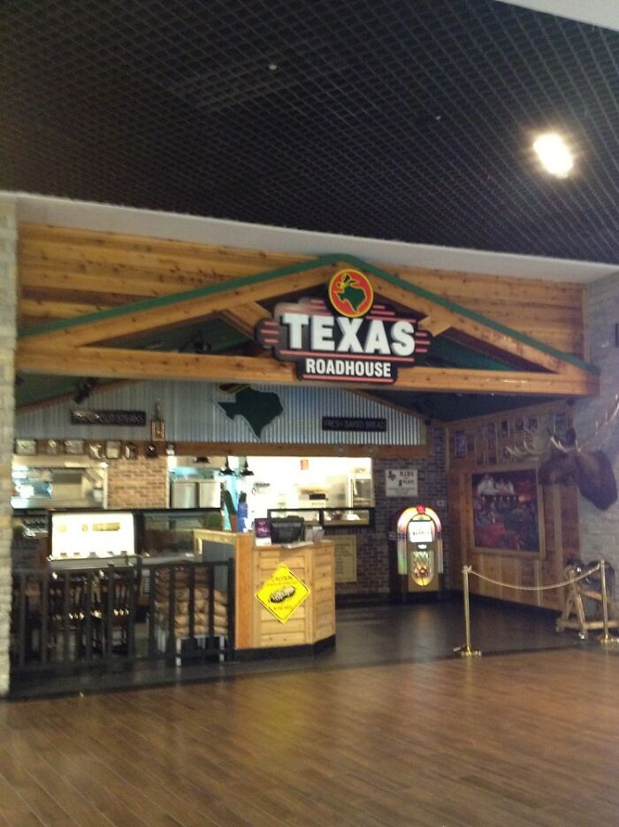 “What Made You Realize Your Best Friend Was Actually A Complete Jerk?” (30 Responses)